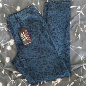 NWT Pure Energy Leopard Animal Print Jeans Size 16